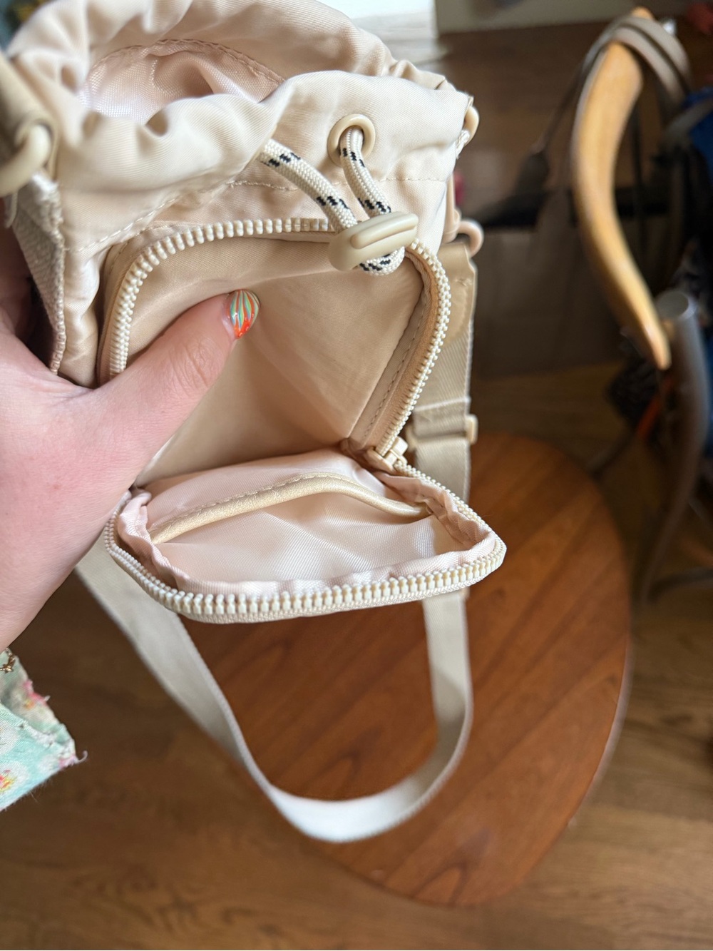 BEIS Cream Crossbody Water Bottle Holder Bag - Picture 5 of 5